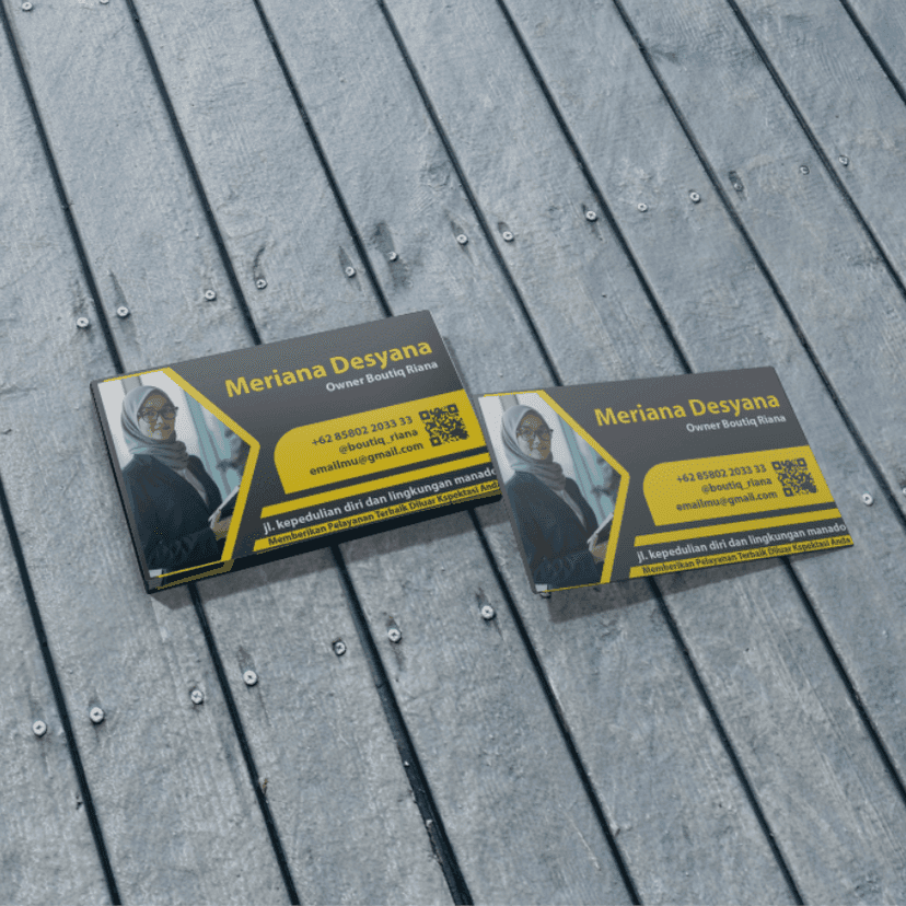 Kartu Nama Elegan dengan Kombinasi Hitam dan Kuning untuk Profesional Modern - Image 1