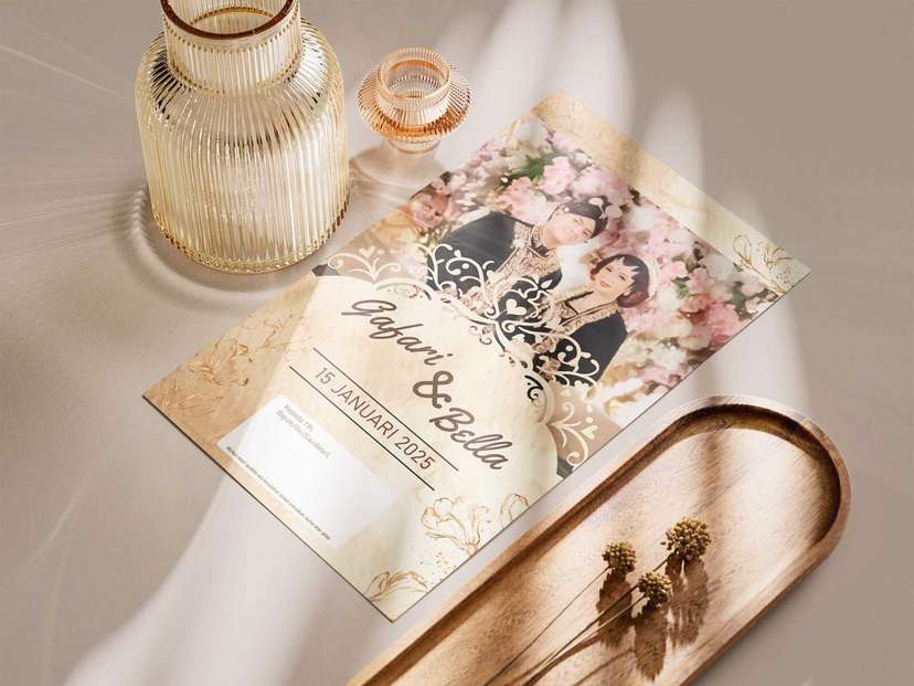 Undangan Wedding Gold Elegan Berbunga - Image 1