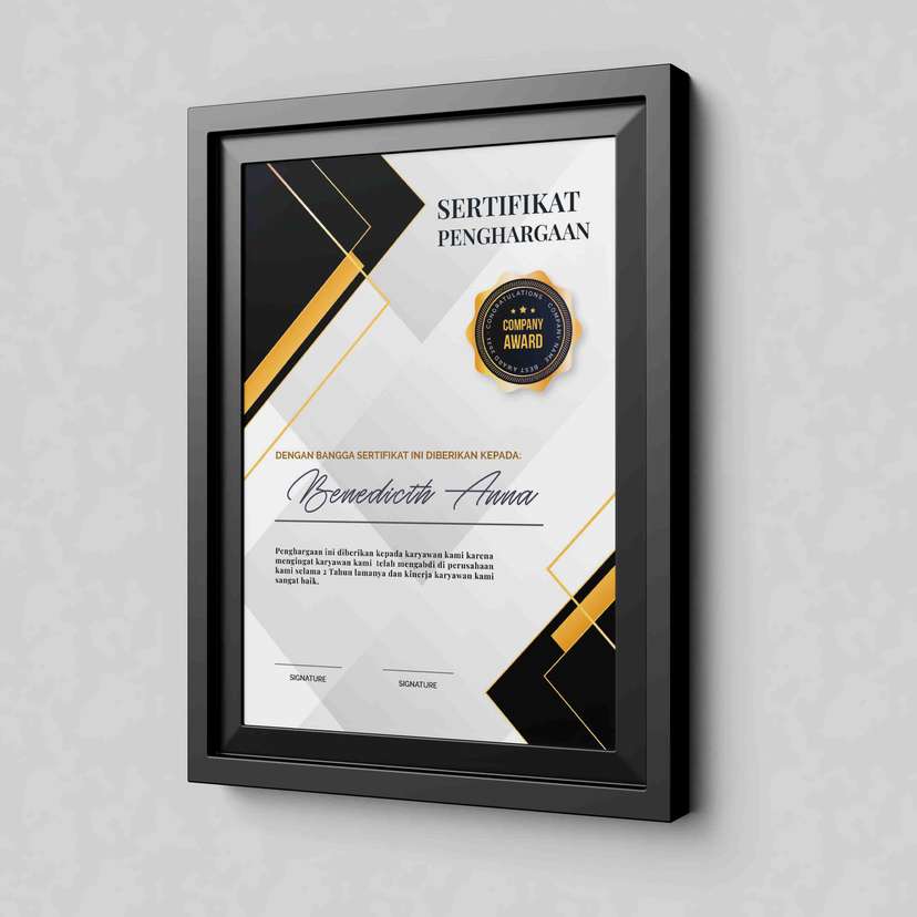 Sertifikat Penghargaan Karyawan dengan Desain Elegan Emas & Hitam - Image 1