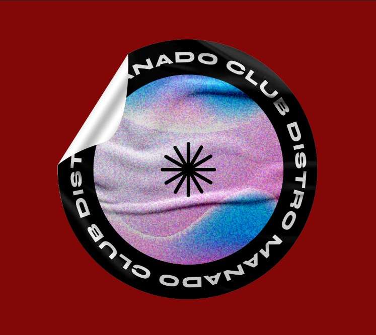 Sticker Distro Manado Club: Simbol Gaya Urban Kosmik - Image 1