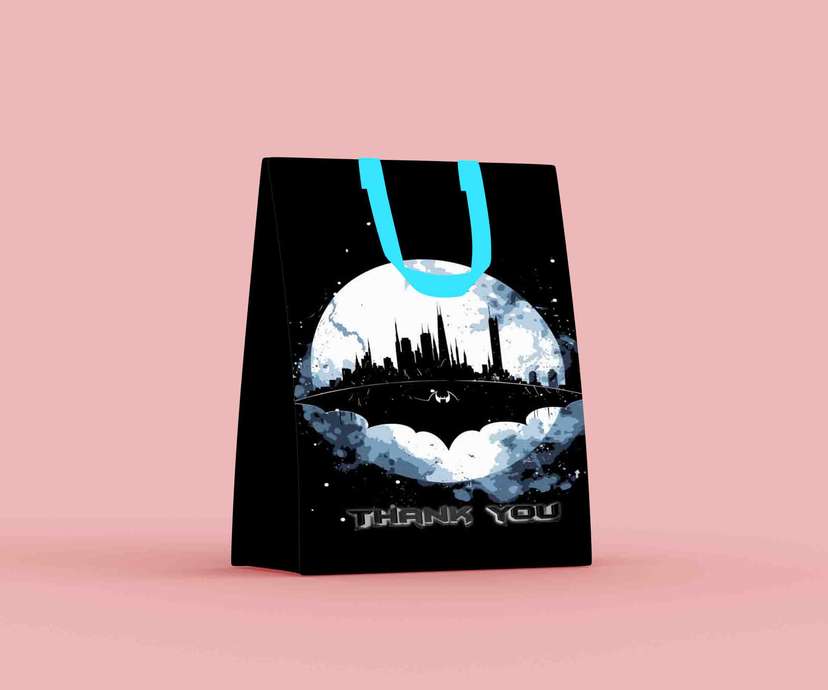 Paper Bag Ulang Tahun Batman dengan Desain Kota di Bawah Bulan Purnama - Image 2