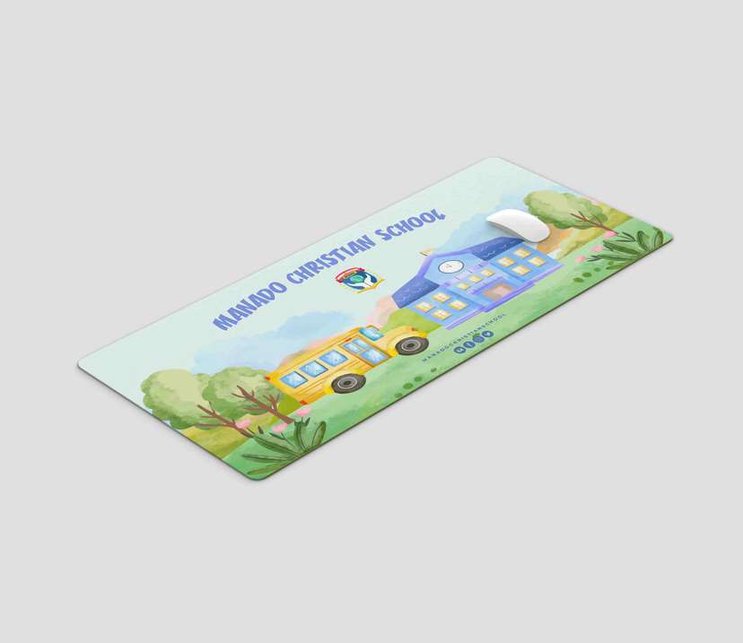 Mousepad Panjang Desain Watercolor Sekolah & Bus Edukasi - Image 1