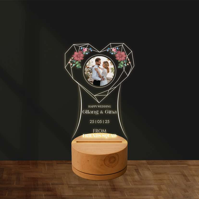 Dream LED Wedding Dengan Tema Simple Bunga  - Image 1