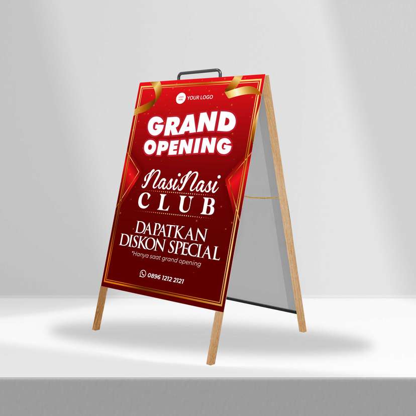 Triangle Stand Banner Kayu Opening Nasi-Nasi Club - Image 1