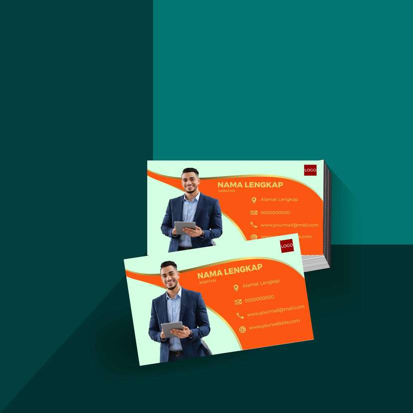 Kartu Nama Fresh Hijau Oranye dengan Desain Modern Melengkung yang Menampilkan Energi - Image 1