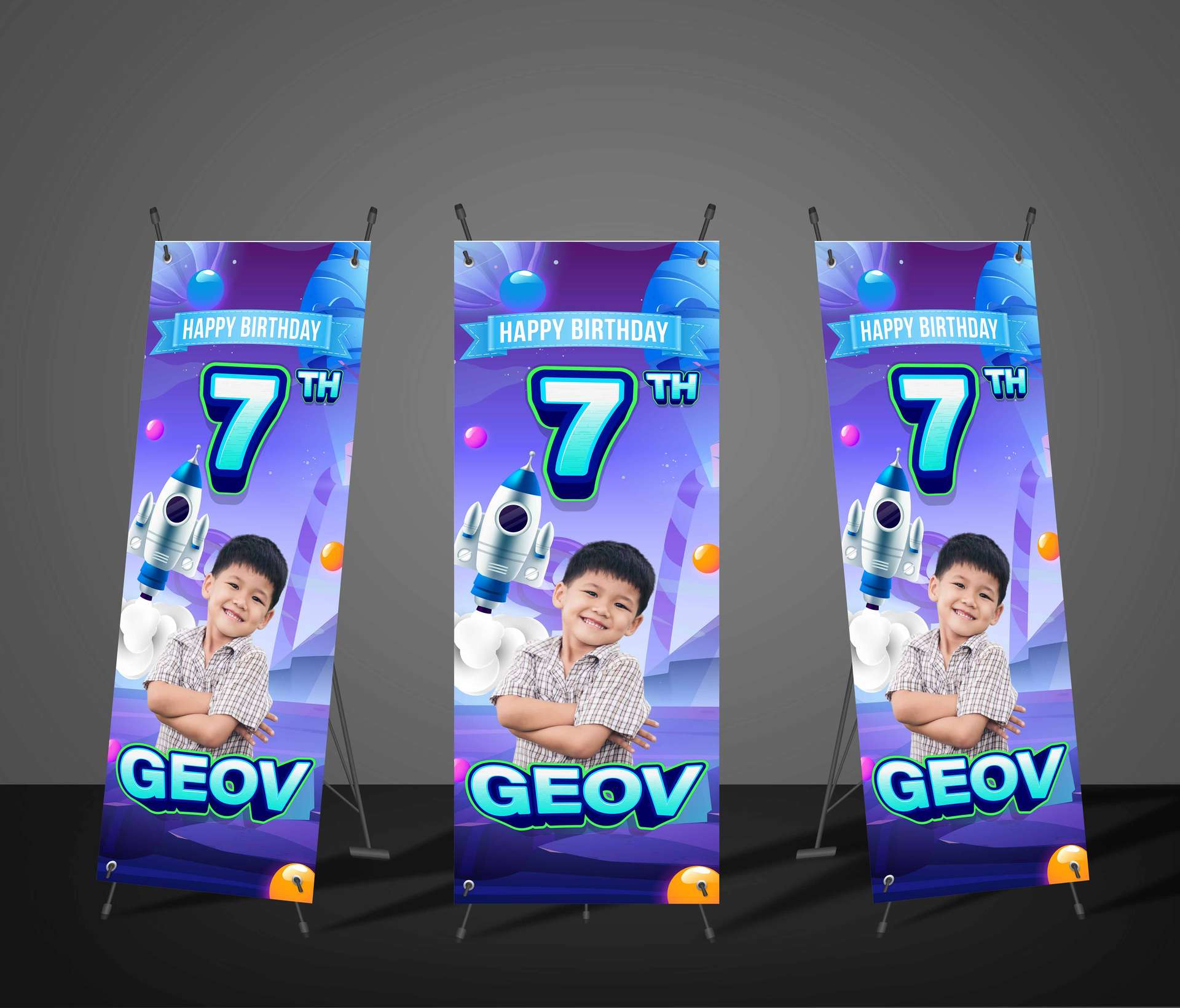 X-Standing Banner Ulang Tahun Anak Tema Custom Luar Angkasa - Image 1
