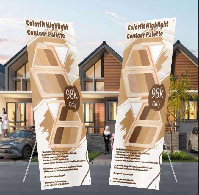 X-Banner Promo Colorfit Highlight Contour Palette dengan Nuansa Coklat Nude Elegan - Image 1